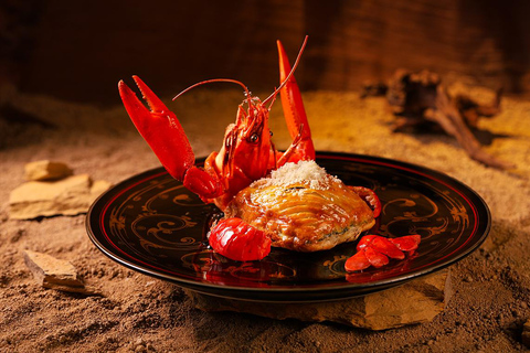 Shanghai: Xuyan · Xu Dunhuang Immersive Banquet with Show Xu Dunhuang Themed Lunch VIP Seat