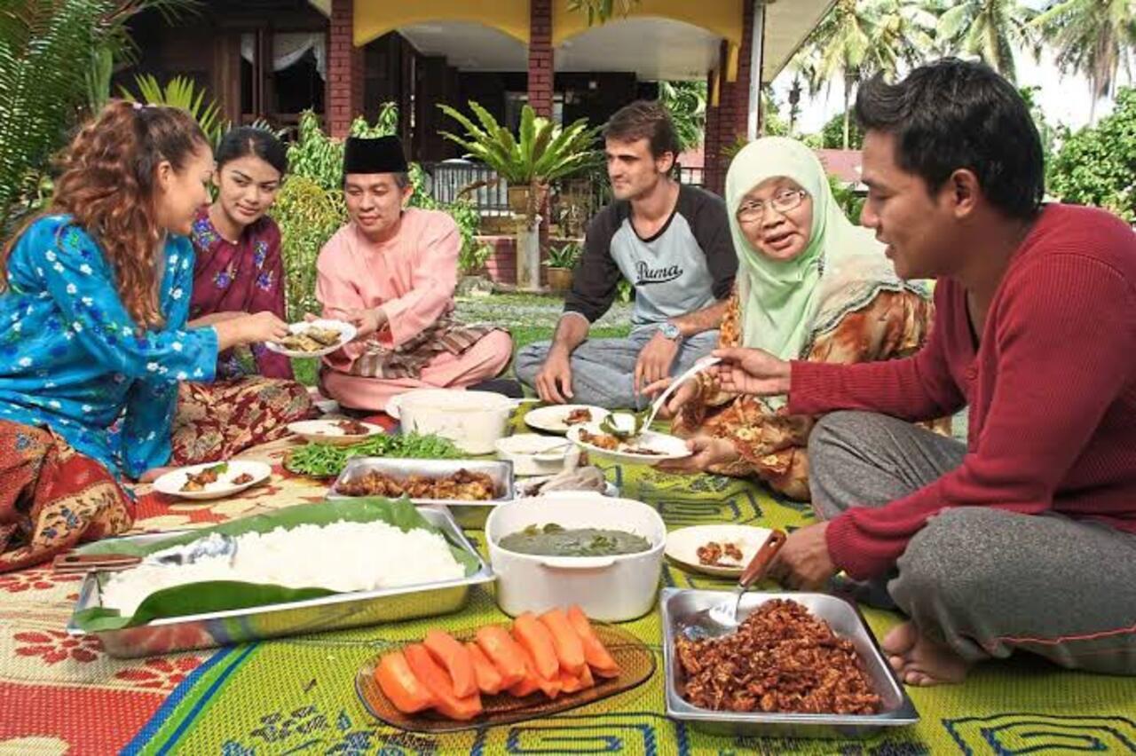 Malaysia: Erlebnis bei einer Gastfamilie mit Mahlzeiten und Aktivitäten