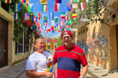 Tour a piedi al tramonto di Cartagena: Storia, mura e Getsemaní