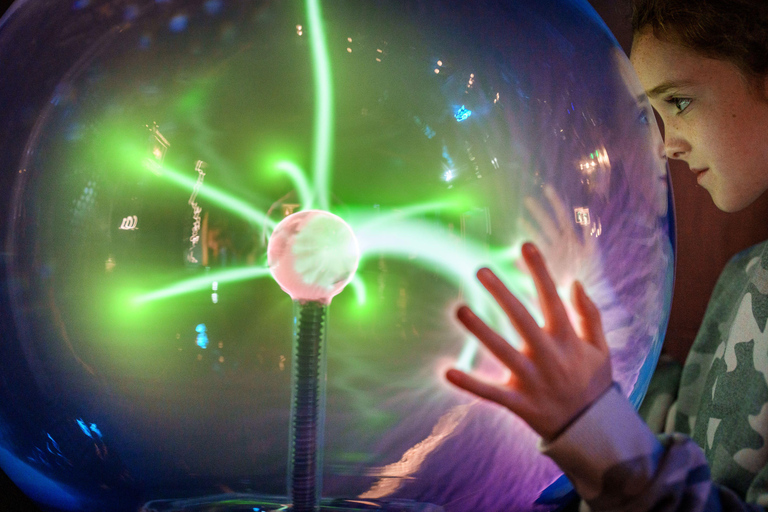 Edinburgh: Camera Obscura and World of Illusions Ticket Camera Obscura and World of Illusions Ticket