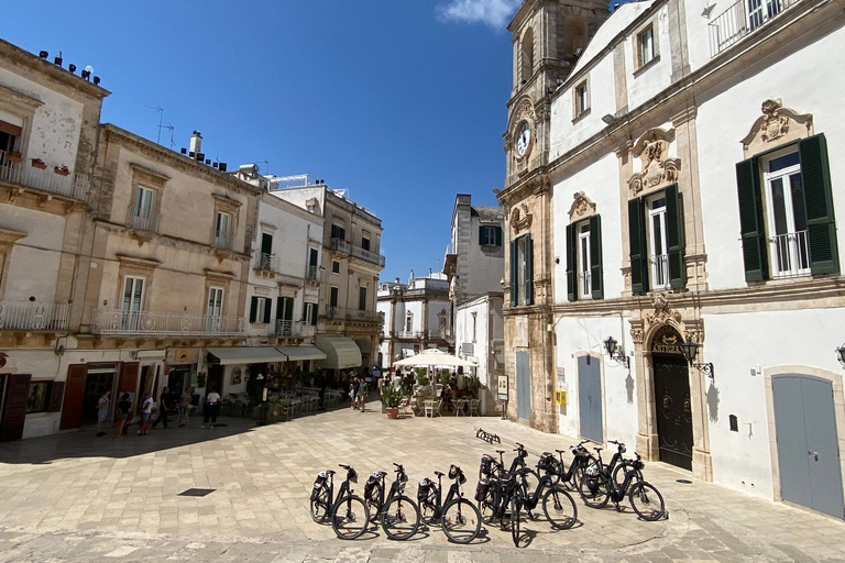 e-bike ring tour between Locorotondo and Martina Franca e-bike tour Locorotondo, Martina Franca and visit to a dairy