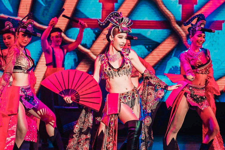 Phuket: Simon Cabaret Show tickets voor de eerste 3 rijenSimon Cabaret: Normale zitplaats + transfer Patong/Kalim