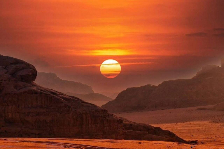 瓦迪拉姆沙漠探险之旅：超越地平线2-Hour 4x4 Safari