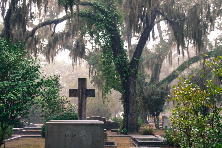 Savannah Bonaventure Walking Tour with Transportation Savannah: Bonaventure Cemetery Walking Tour