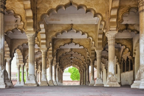 Agra: Private Tour Guide in Agra - 8 Hours