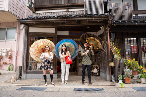 Kanazawa: Samurai and Geisha Culture Walking Tour with Lunch