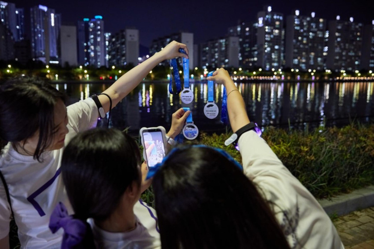 2026 Night Walk: Seoul Han River 14K or Busan Coastline 16K Hangang Night Walk 14K [Slot 2: 20PM]