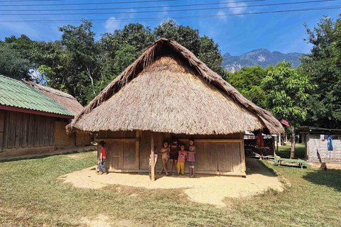 نونغ خياو: رحلة لمدة يومين، قرية همونغ، إقامة منزلية، والتجديف بالكاياك