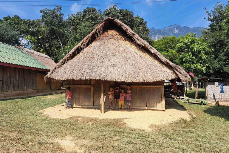 نونغ خياو: رحلة لمدة يومين، قرية همونغ، إقامة منزلية، والتجديف بالكاياك