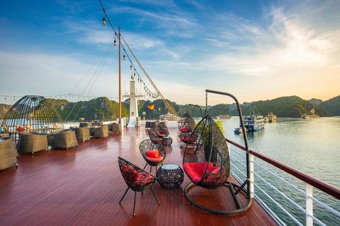 Hanoi: 2-Day Halong &amp; Lan Ha Bay 5 Stars Cruise with BalconyHanoi: 2-Day Lan Ha &amp; Halong Bay 5 Stars Cruise with Balcony