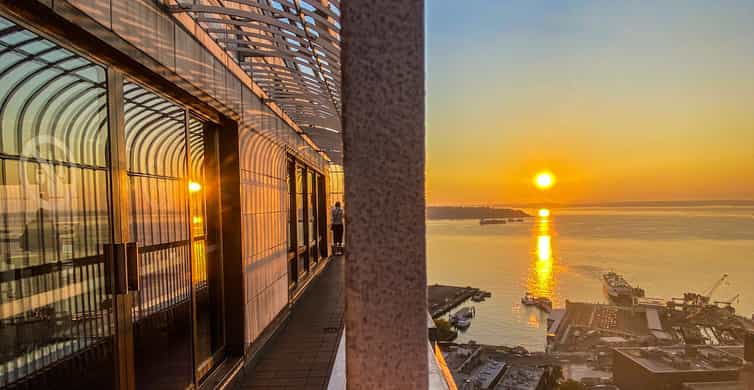 Seattle: Smith Tower Observatory Access Ticket photo 8