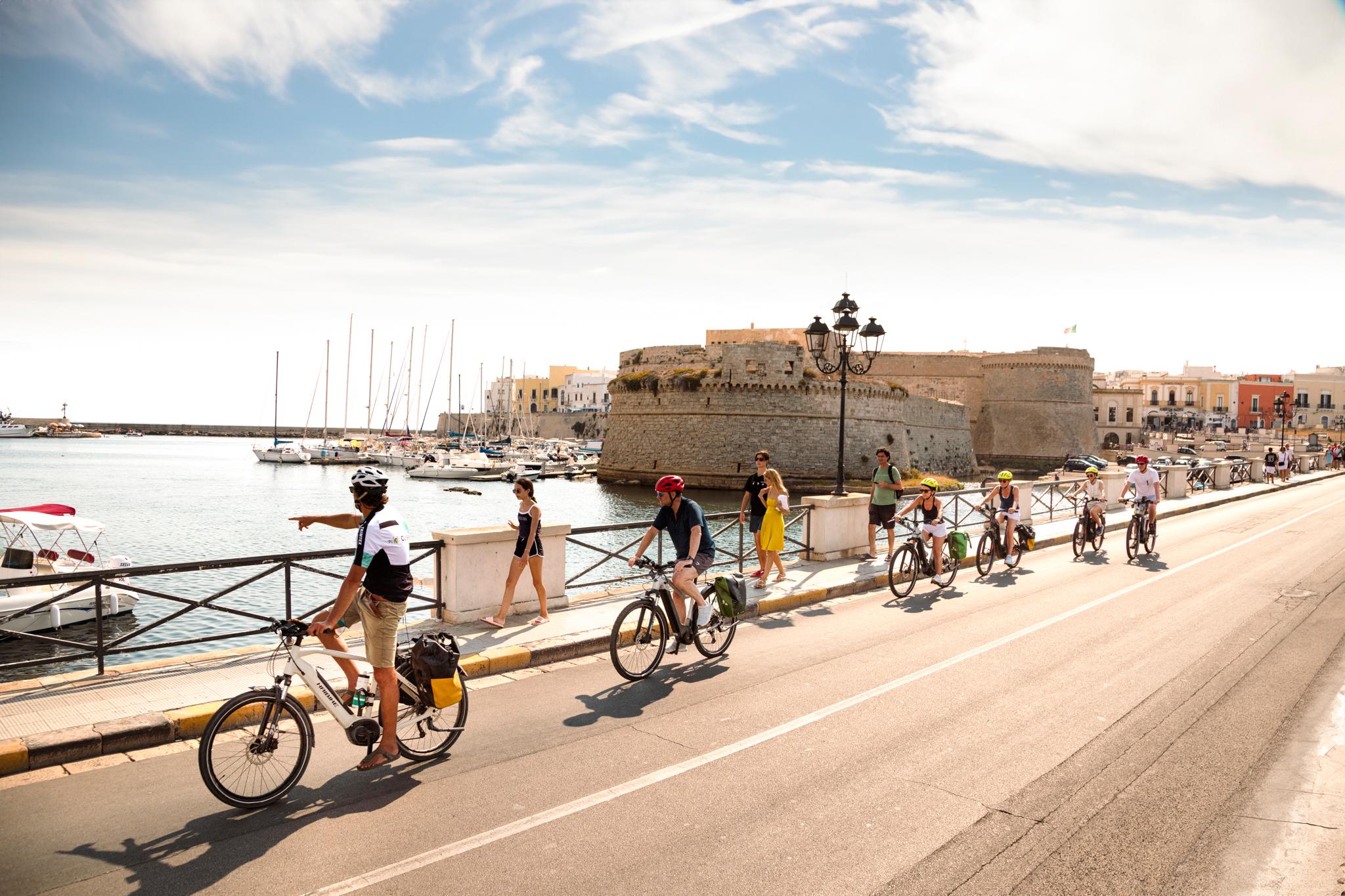 Lecce: E-Bike-Tour nach Gallipoli, Verkostung auf dem Bauernhof, Schwimmen und Rückfahrt mit dem Taxi
