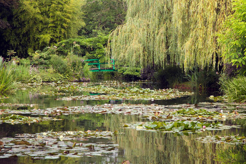 Vanuit Parijs: Bezoek aan het huis van Monet en zijn tuinen in Giverny