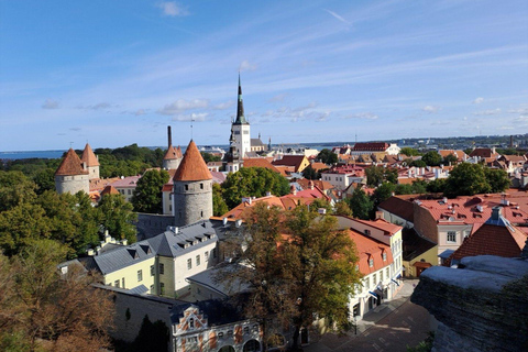 Tallinn: Old Town Highlights Tour with Audio Guide