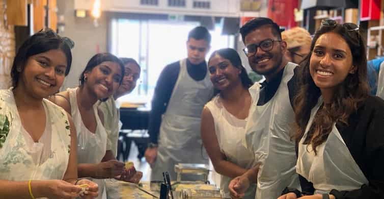 Rome: Roman Master Chef Cooking Class with Wine | GetYourGuide
