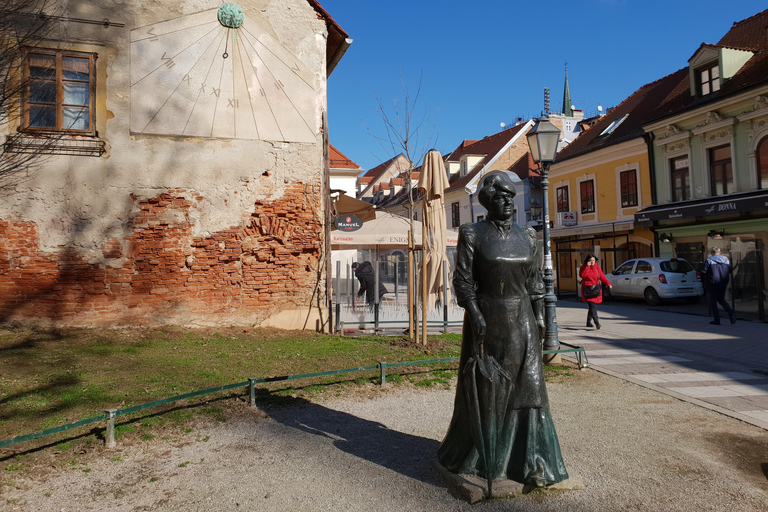 Zagreb: 2-Hour Walking Tour, Polish Speaking Guide