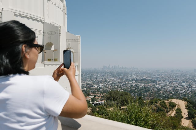 Santa Monica: Half Day LA Tour with 3 Iconic Stops