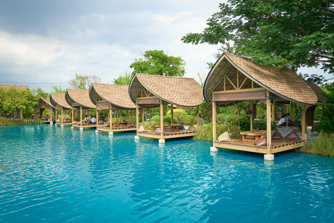 Bangkok: drijvende markt, Wat Sam Phran en cafés tourBangkok: Drijvende markt, Wat Sam Phran &amp; cafés tour