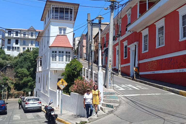 Culture and wine in 3 days: Valparaíso, Viña del Mar, and the Casablanca Valley