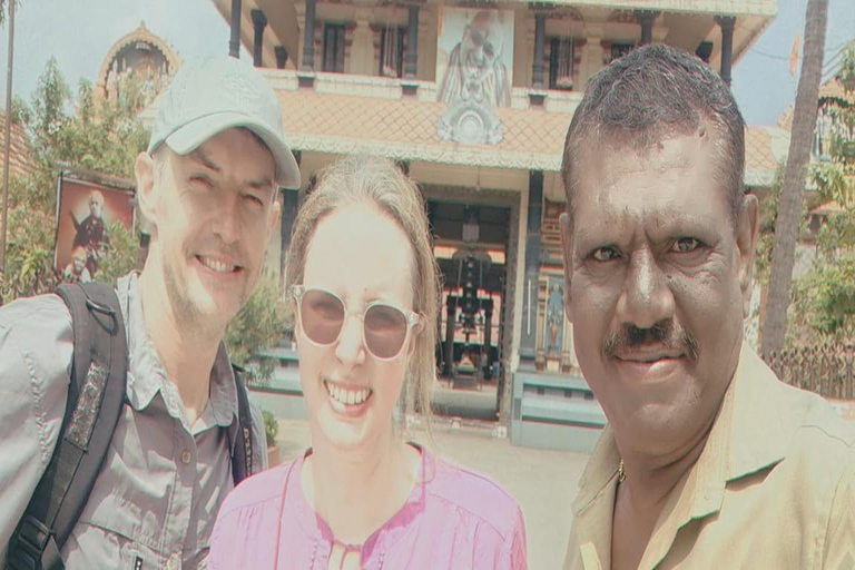 Kochi: Tuk-Tuk-Ausflug mit versteckten SchätzenKochi: Ausflug mit dem Tuk-Tuk zu versteckten Schätzen