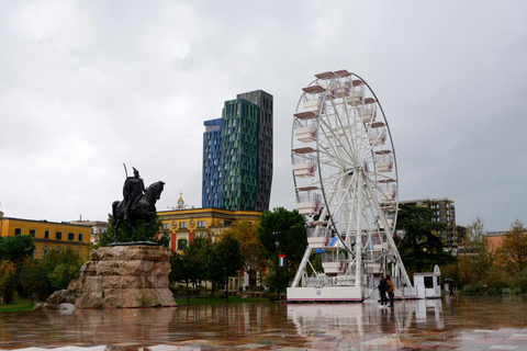 Tirana Tour a pie y Teleférico a Dajti /w ticket de entrada incluido