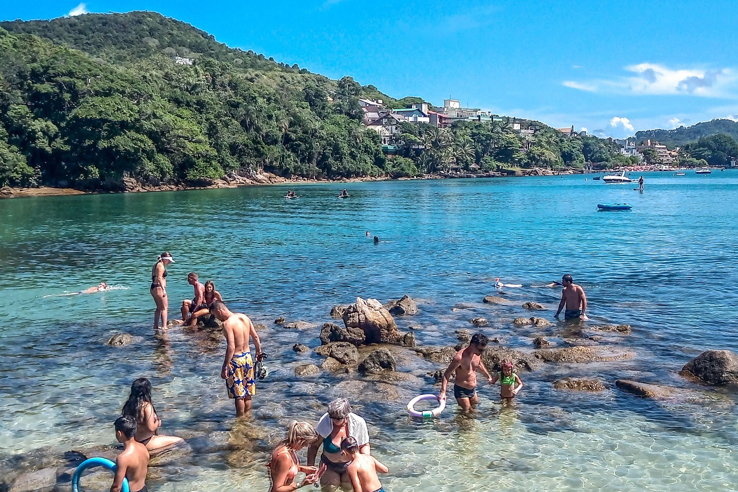 Praia de Bombinhas, 4 ilhas und Lagoinha