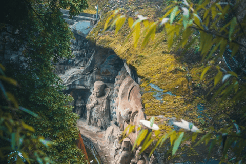 Chongqing: 5-Day Private Tour with Hotel & Transfers 8 people in an independent group