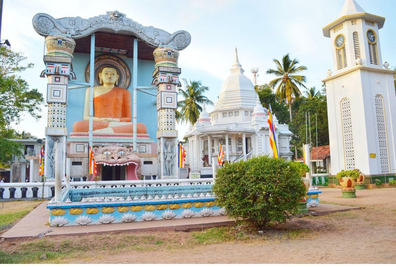 Von Negombo aus: Stadtführung & Fischerdorf-Tour mit dem Tuk-Tuk
