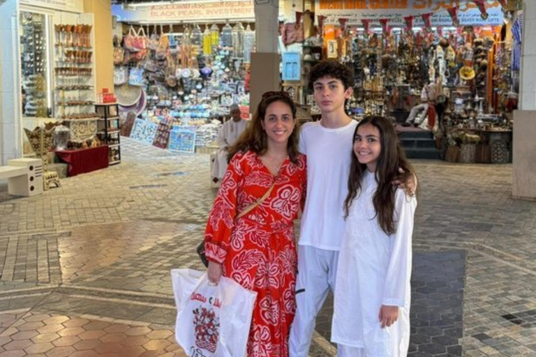 Muscat: City Highlights Tour with Grand Mosque & Souq Shared