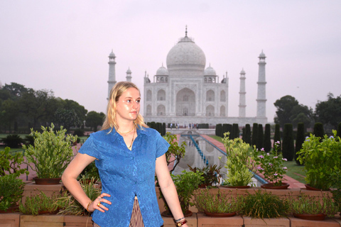 Delhi: 6 Days Golden Triangle Tour with Varanasi & Boat Ride Only Private Tour Guide