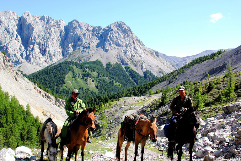 Mongolië: 17-daagse trektocht te paard rond het meer van KhovsgolMongolië: 10-daagse trektocht te paard rond het meer van Khovsgol