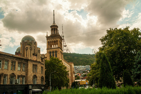 Tbilisi: Couples Romantic Walking Tour at Local FavoritesIn English - Private Tour ***3 HOURS***