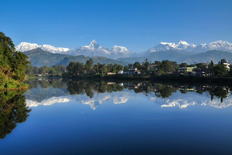 Kathmandu: Explore Pokhara em um tour particular de luxo de 4 dias