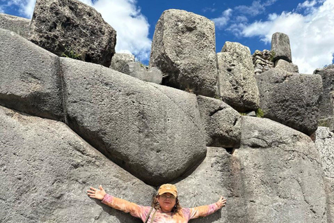 CUSCO: MACHU PICCHU TOUR FROM CUSCO BY PANORAMIC TRAIN CUSCO: TOUR TO MACHU PICCHU FROM CUSCO BY PANORAMIC TRAIN