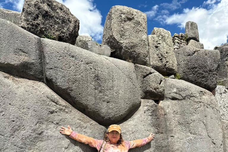 CUSCO: MACHU PICCHU TOUR FROM CUSCO BY PANORAMIC TRAIN CUSCO: TOUR TO MACHU PICCHU FROM CUSCO BY PANORAMIC TRAIN