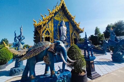 Chiang Rai: Explore 3 Highlight Temples (White, Blue, Red) Meeting Point: Wat Phra Singh (Hotels Outside Pickup Area)