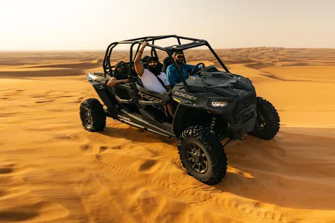 Dubaï : Rallyee à dos de chameau dans les dunes, planche à voile, balade à dos de chameau et spectacle