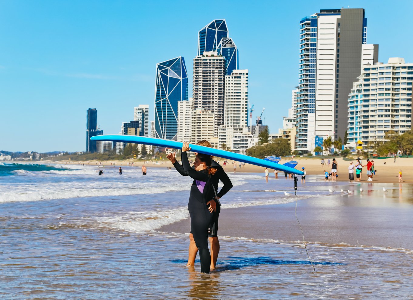 Surfers Paradise: Surflektion på Gold Coast