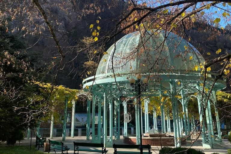 Tbilisi: 2-Day Borjomi, Rabati, & Vardzia Tour