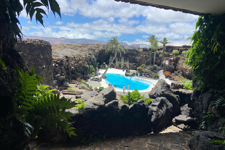 Excursion guidée à la maison natale de César Manrique Haria Lanzarote