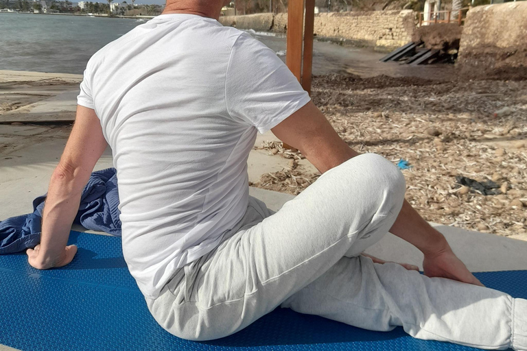 YOGA E MEDITAZIONE IN SPIAGGIA O NELLA FORESTA