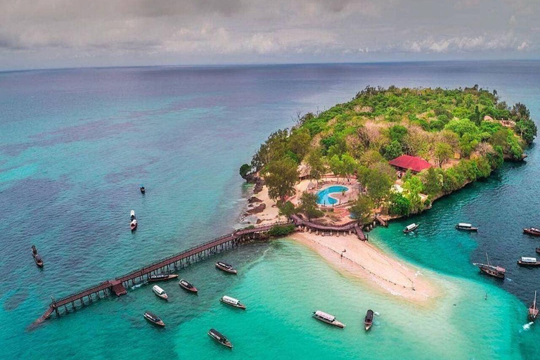 VANUIT NUNGWI : PRISON ISLAND EN NAKUPENDA SANDBNK MET LUNCH