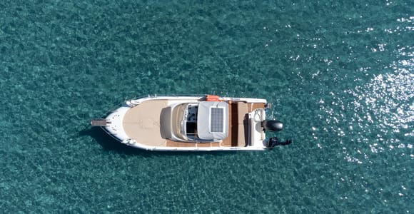Zakynthos: Private Blue Caves & North Coast Boat Tour