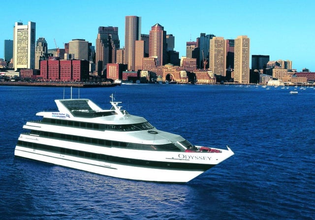 Boston Harbor: Gourmet Brunch, Mittagessen oder Dinner Cruise