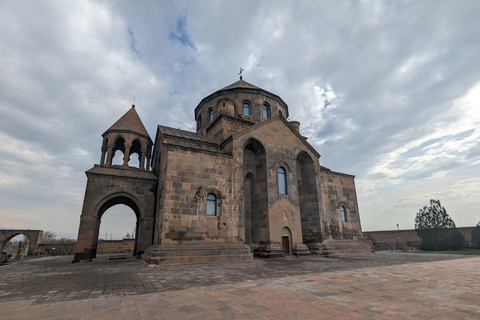 L'Arménie éclairée : Echmiadzin, Khor Virap, Noravank, Areni