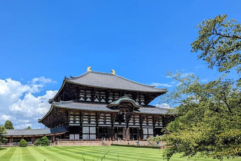 Kyoto: Guided Tour of Great Festivals and Cultural Events 8-Hour Romantic Couple’s Tour in Kyoto