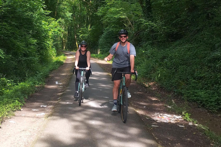 From Bordeaux to Saint Emilion by gravel bike - wine tasting