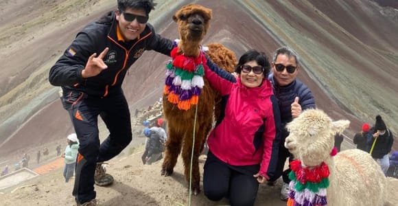 Cusco: Rainbow Mountain and Red Valley Guided Day with Meals