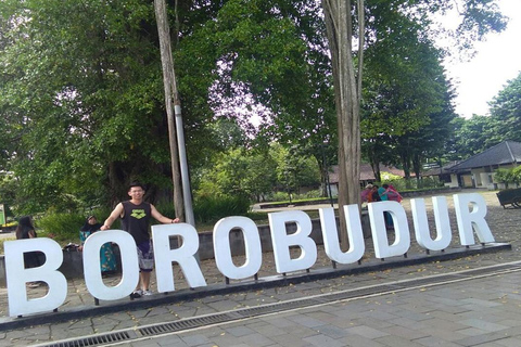 Excursion d'une journée à Borobudur et Prambanan depuis Yogyakarta