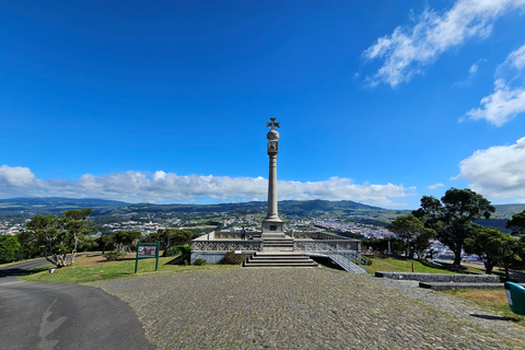 Tour de medio día por la isla Terceira: Bahías Encantadas con degustaciónHorario de invierno